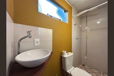 Casa de condomínio para alugar com 1m², 3 quartos e 1 vaga Casa de condomínio para alugar com 1m², 3 quartos e 1 vagaBanheiro suíte