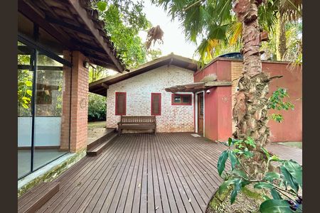 Casa de condomínio para alugar com 1m², 3 quartos e 1 vaga Casa de condomínio para alugar com 1m², 3 quartos e 1 vagaÁrea externa