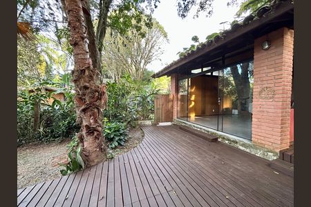 Casa de condomínio para alugar com 1m², 3 quartos e 1 vaga Casa de condomínio para alugar com 1m², 3 quartos e 1 vagaÁrea externa