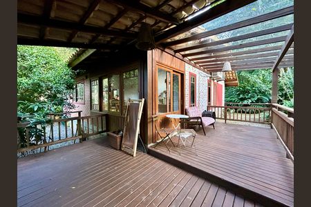 Casa de condomínio para alugar com 1m², 3 quartos e 1 vaga Casa de condomínio para alugar com 1m², 3 quartos e 1 vagaVaranda da Sala