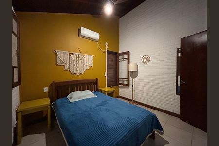 Casa de condomínio para alugar com 1m², 3 quartos e 1 vaga Casa de condomínio para alugar com 1m², 3 quartos e 1 vagaQuarto 1