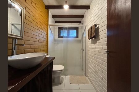 Casa de condomínio para alugar com 1m², 3 quartos e 1 vaga Casa de condomínio para alugar com 1m², 3 quartos e 1 vagaBanheiro