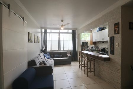 Sala de apartamento para alugar com 1 quarto, 35m² em Jardim Tejereba, Guarujá