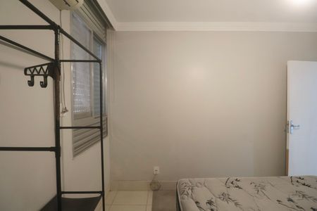 Quarto de apartamento para alugar com 1 quarto, 35m² em Jardim Tejereba, Guarujá