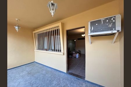 Casa para alugar com 500m², 2 quartos e 3 vagasVaranda