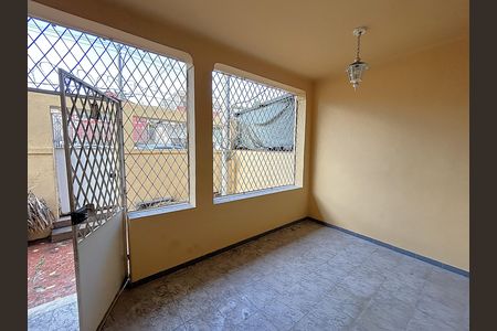 Casa para alugar com 500m², 2 quartos e 3 vagasVaranda