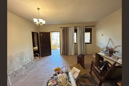 Casa para alugar com 500m², 2 quartos e 3 vagasSala