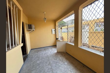 Casa para alugar com 500m², 2 quartos e 3 vagasVaranda