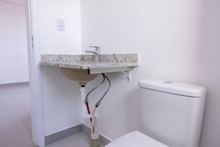 Apartamento para alugar com 66m², 2 quartos e 1 vaga Apartamento para alugar com 66m², 2 quartos e 1 vagaBanheiro Social