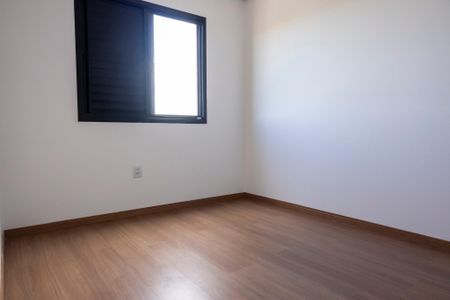 Apartamento para alugar com 66m², 2 quartos e 1 vaga Apartamento para alugar com 66m², 2 quartos e 1 vagaQuarto