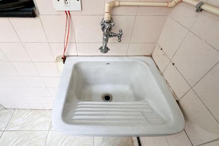Apartamento para alugar com 76m², 2 quartos e 1 vaga Apartamento para alugar com 76m², 2 quartos e 1 vagaÁrea de Serviço