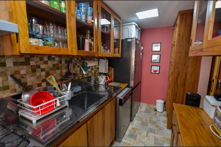 Apartamento à venda com 68m², 2 quartos e 1 vaga Apartamento à venda com 68m², 2 quartos e 1 vagaCozinha