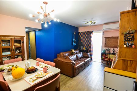 Sala de apartamento à venda com 2 quartos, 68m² em Imperial de São Cristóvão, Rio de Janeiro