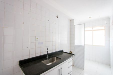 Apartamento à venda com 52m², 2 quartos e 1 vaga Apartamento à venda com 52m², 2 quartos e 1 vagaCozinha