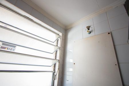 Apartamento à venda com 52m², 2 quartos e 1 vaga Apartamento à venda com 52m², 2 quartos e 1 vagaBanheiro