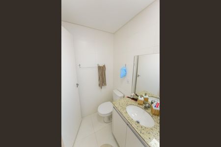 Apartamento para alugar com 82m², 3 quartos e 2 vagas Apartamento para alugar com 82m², 3 quartos e 2 vagasBanheiro da Suíte