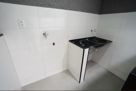 Casa para alugar com 55m², 2 quartos e sem vaga