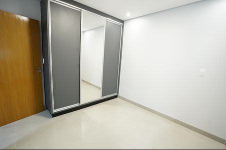 Casa para alugar com 55m², 2 quartos e sem vaga