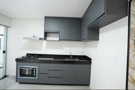 Casa para alugar com 55m², 2 quartos e sem vaga