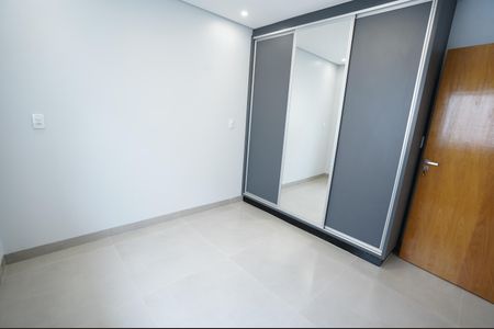 Casa para alugar com 55m², 2 quartos e sem vaga
