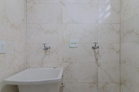 Casa para alugar com 65m², 2 quartos e sem vagaÁrea de serviço