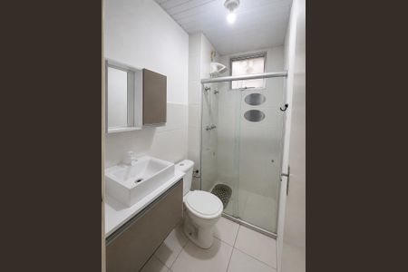 Banheiro de apartamento para alugar com 2 quartos, 45m² em Campo Grande, Rio de Janeiro
