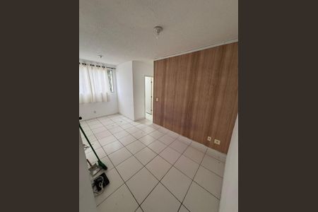 Sala de apartamento para alugar com 2 quartos, 45m² em Campo Grande, Rio de Janeiro