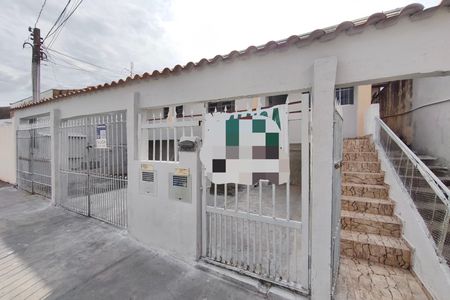 Casa para alugar com 200m², 3 quartos e 2 vagas Casa para alugar com 200m², 3 quartos e 2 vagasFachada