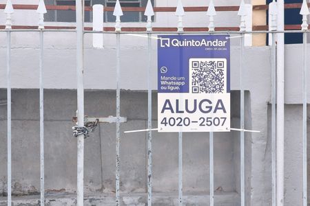 Casa para alugar com 200m², 3 quartos e 2 vagas Casa para alugar com 200m², 3 quartos e 2 vagasPLACA INSTALADA NA FACHADA