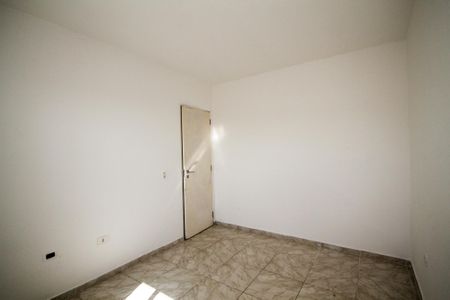 Quarto de casa para alugar com 1 quarto, 60m² em Parque Miguel Mirizola, Cotia