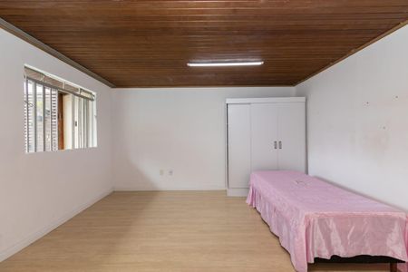Casa à venda com 360m², 3 quartos e 2 vagas Casa à venda com 360m², 3 quartos e 2 vagasQuarto 3