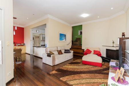 Sala de casa à venda com 3 quartos, 360m² em Pilarzinho, Curitiba