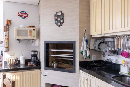 Casa para alugar com 327m², 4 quartos e 4 vagasespa