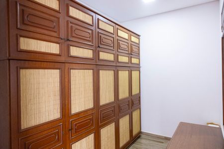 Casa para alugar com 327m², 4 quartos e 4 vagasSuíte 1