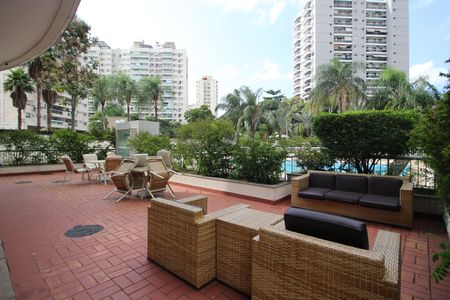 Apartamento para alugar com 70m², 2 quartos e 1 vagaÁrea Comum