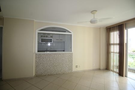 Apartamento para alugar com 70m², 2 quartos e 1 vagaSala