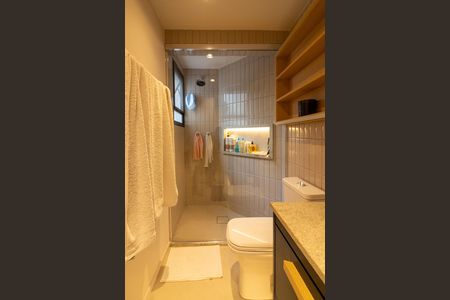 Apartamento à venda com 94m², 3 quartos e 1 vaga Apartamento à venda com 94m², 3 quartos e 1 vagaBanheiro