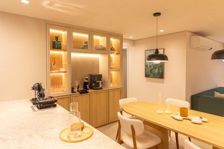 Apartamento à venda com 94m², 3 quartos e 1 vaga Apartamento à venda com 94m², 3 quartos e 1 vagaSala