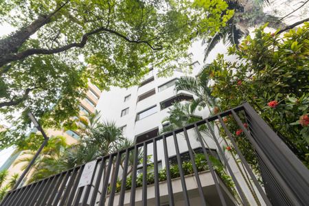 Apartamento à venda com 94m², 3 quartos e 1 vaga Apartamento à venda com 94m², 3 quartos e 1 vagaFachada do Prédio