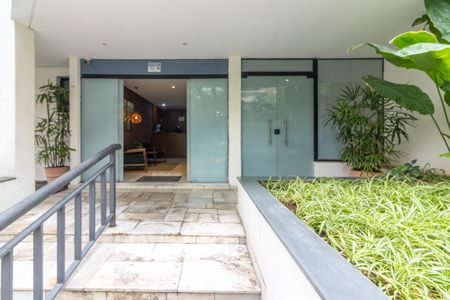 Apartamento à venda com 94m², 3 quartos e 1 vaga Apartamento à venda com 94m², 3 quartos e 1 vagaEntrada