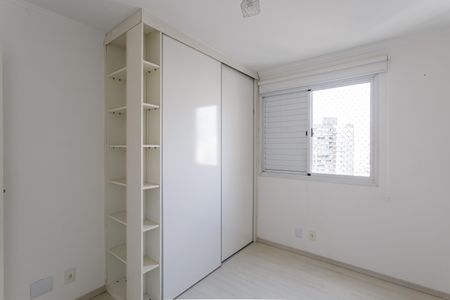 Apartamento à venda com 104m², 4 quartos e 2 vagas Apartamento à venda com 104m², 4 quartos e 2 vagasQuarto 3