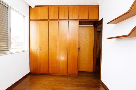 Apartamento para alugar com 100m², 3 quartos e 2 vagasQuarto 3
