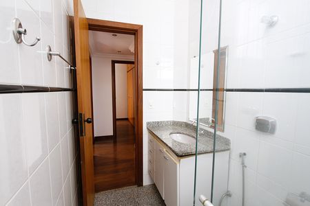 Apartamento para alugar com 100m², 3 quartos e 2 vagasBanheiro Social