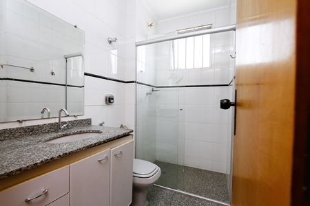 Apartamento para alugar com 100m², 3 quartos e 2 vagasBanheiro Social