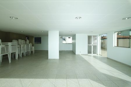 Apartamento para alugar com 100m², 3 quartos e 2 vagasÁrea comum - Salão de festas