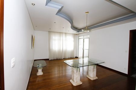 Sala de apartamento para alugar com 3 quartos, 100m² em Alto Caiçaras, Belo Horizonte