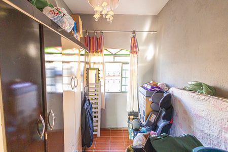 Casa à venda com 242m², 3 quartos e 4 vagasQuarto 2