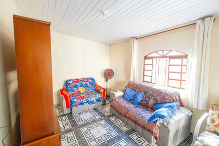 Casa à venda com 242m², 3 quartos e 4 vagasSala- Casa 01