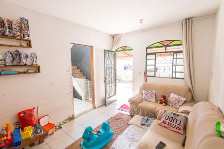Casa à venda com 242m², 3 quartos e 4 vagasSala/ Casa 02