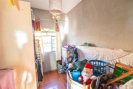 Casa à venda com 242m², 3 quartos e 4 vagasQuarto 2